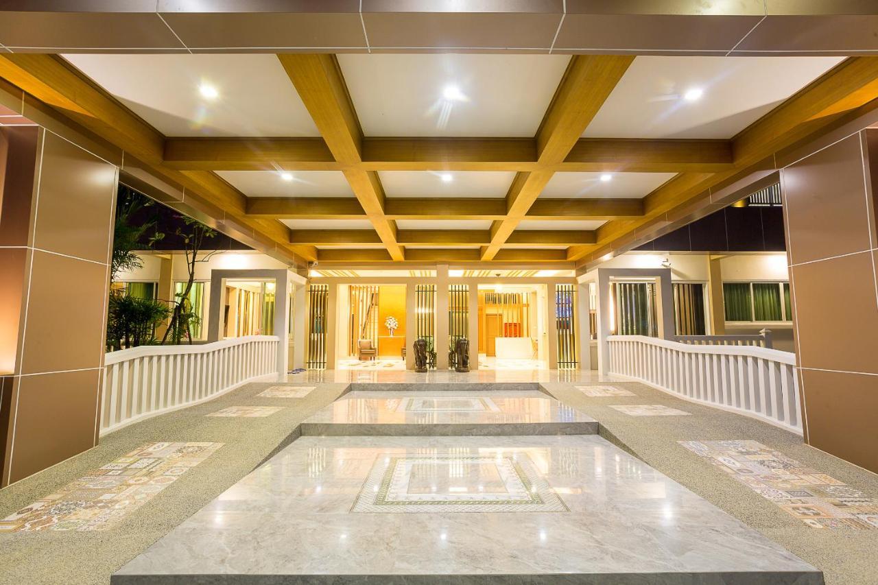 Swan Lake Hotel Саттахип Экстерьер фото